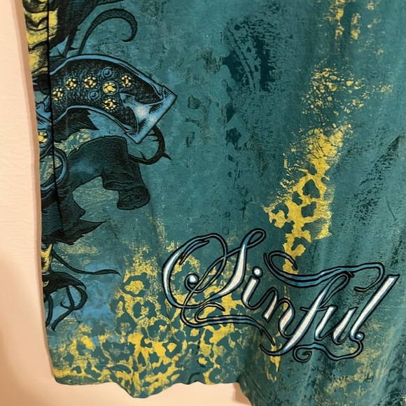 Sinful T Shirt Size Large - Picture 9 of 14